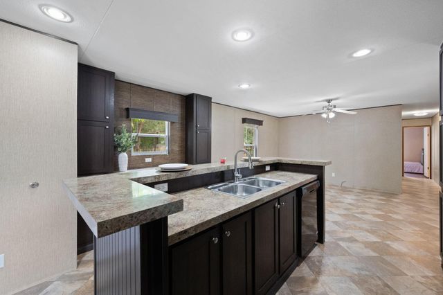 42 County Road 2802, Cleveland, TX 77327