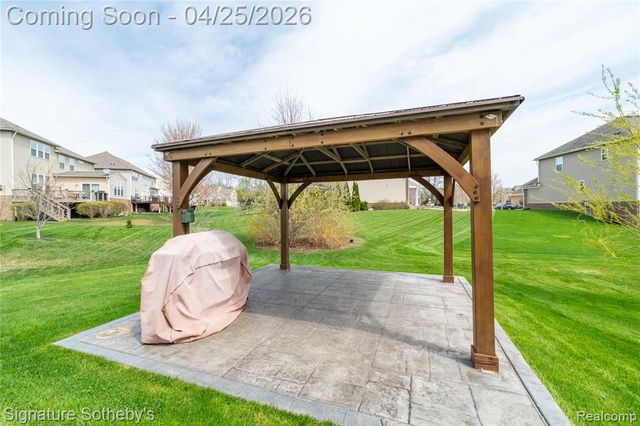 24636 Padstone Drive, South Lyon, MI 48178