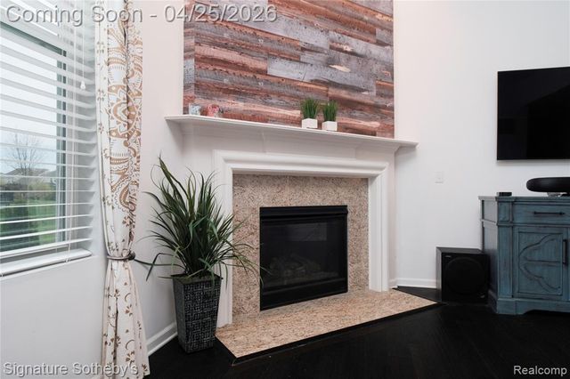 24636 Padstone Drive, South Lyon, MI 48178