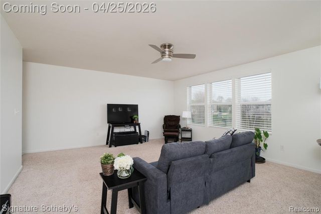 24636 Padstone Drive, South Lyon, MI 48178