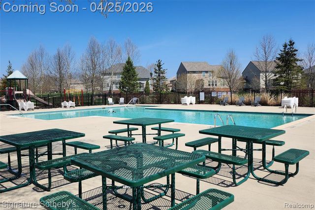 24636 Padstone Drive, South Lyon, MI 48178