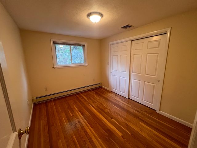 15 Oak Road, Waltham, MA 02451