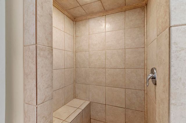 15 Oak Road, Waltham, MA 02451