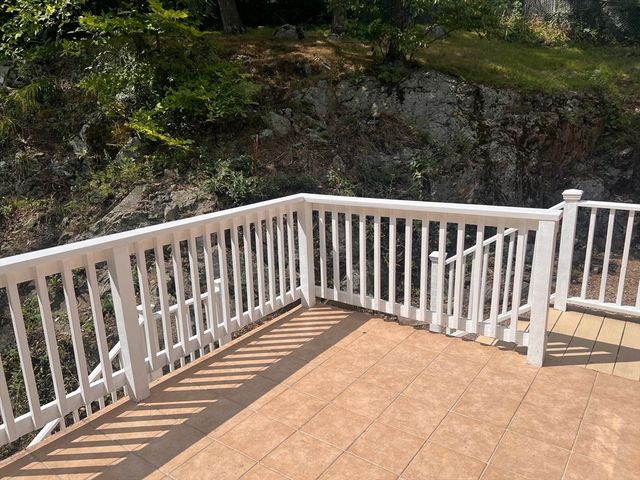 15 Oak Road, Waltham, MA 02451