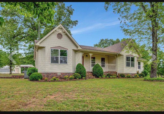 735 Railroad Bed Pike, Summertown, TN 38483