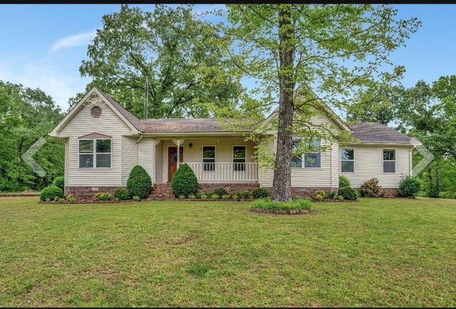 735 Railroad Bed Pike, Summertown, TN 38483