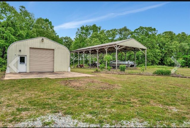 735 Railroad Bed Pike, Summertown, TN 38483