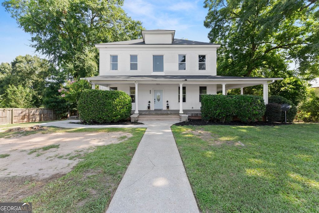 2158 N Broad Street, Commerce, GA 30529 — photo 2