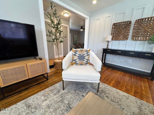 310 Crest Drive, Chapel Hill, NC 27516