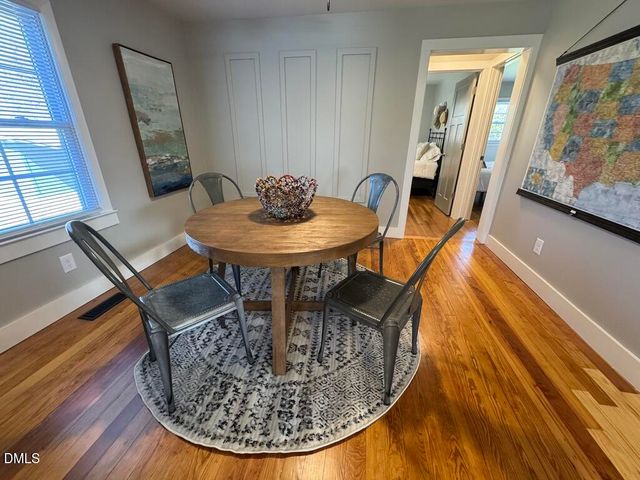 310 Crest Drive, Chapel Hill, NC 27516