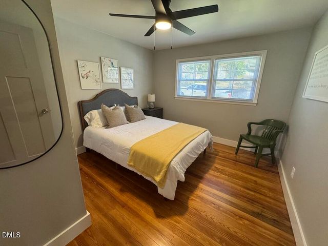 310 Crest Drive, Chapel Hill, NC 27516