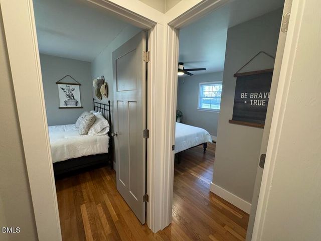 310 Crest Drive, Chapel Hill, NC 27516