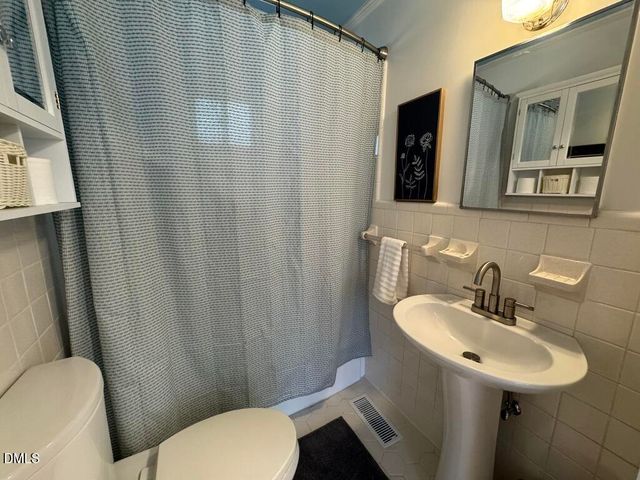 310 Crest Drive, Chapel Hill, NC 27516