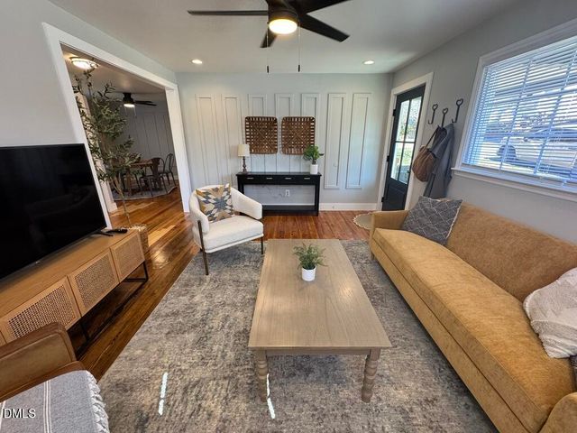 310 Crest Drive, Chapel Hill, NC 27516