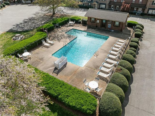 3118 Burke Mill Court, Winston-salem, NC 27103