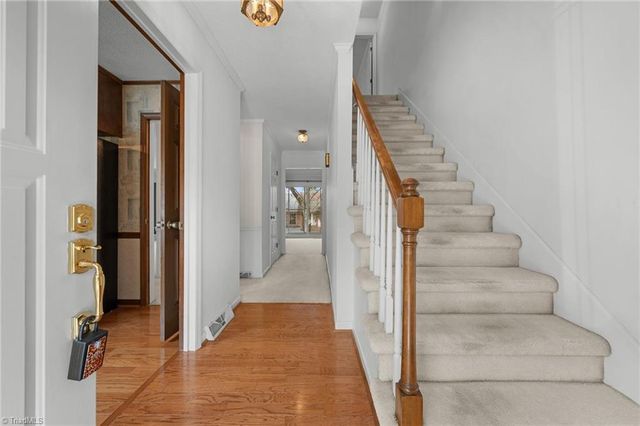 3118 Burke Mill Court, Winston-salem, NC 27103