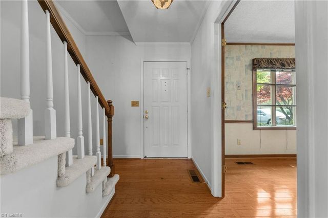 3118 Burke Mill Court, Winston-salem, NC 27103