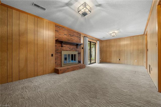 3118 Burke Mill Court, Winston-salem, NC 27103
