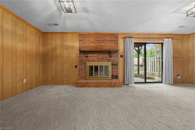 3118 Burke Mill Court, Winston-salem, NC 27103