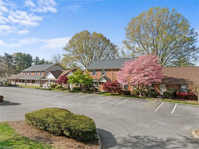 3118 Burke Mill Court, Winston-salem, NC 27103