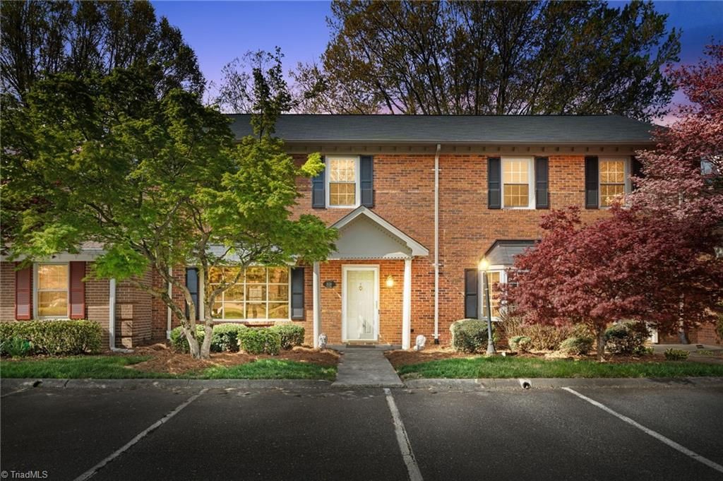 3118 Burke Mill Court, Winston-salem, NC 27103