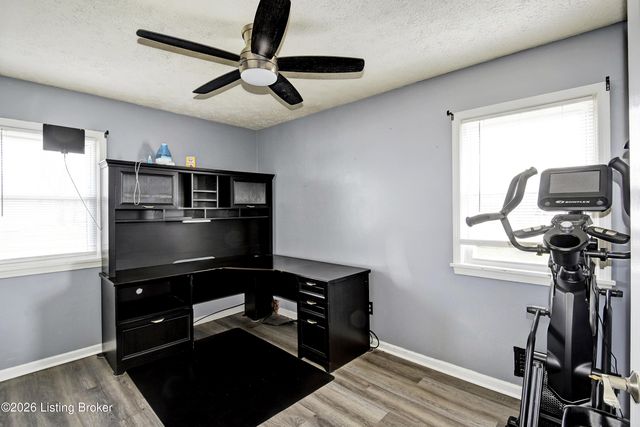 7102 Nanisinh Way, Louisville, KY 40258