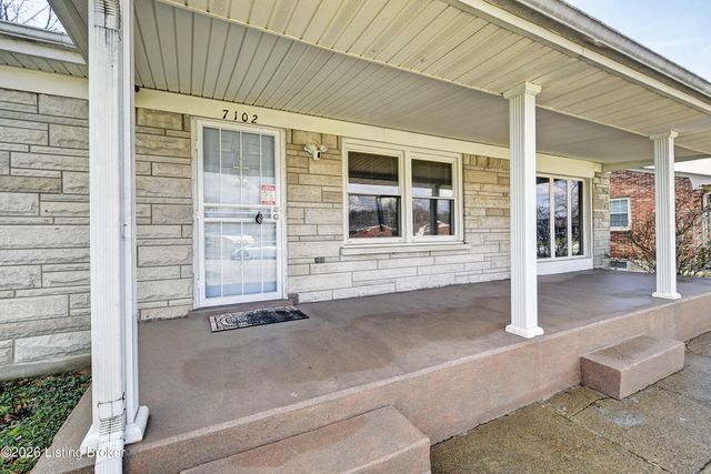 7102 Nanisinh Way, Louisville, KY 40258