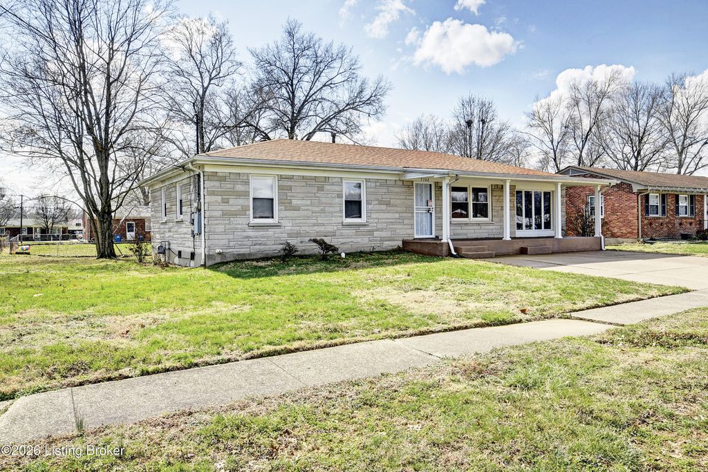 7102 Nanisinh Way, Louisville, KY 40258