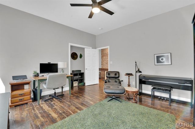 2926 Salena Street, St Louis, MO 63118