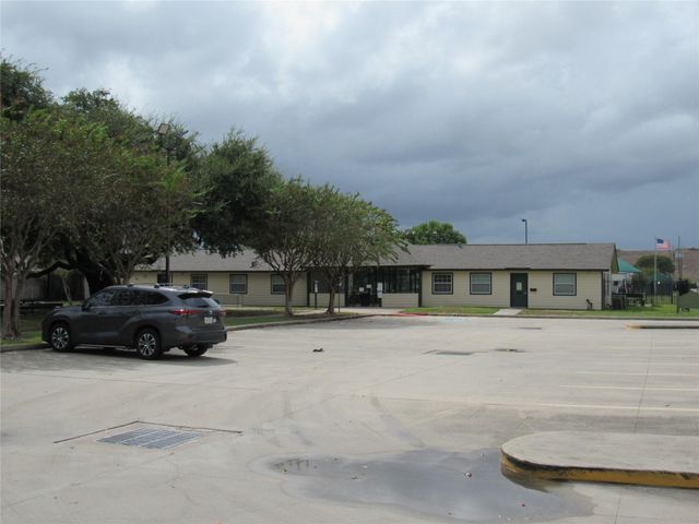 8619 Little River Road, Houston, TX 77064