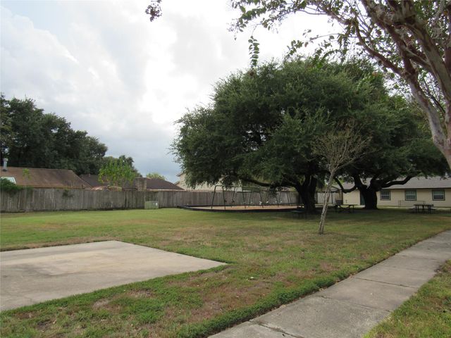 8619 Little River Road, Houston, TX 77064