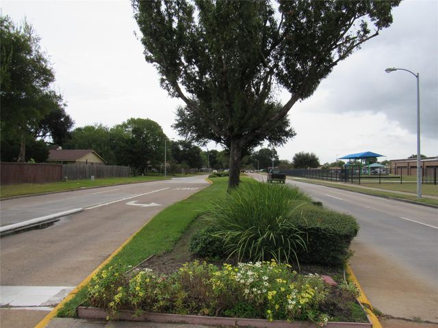 8619 Little River Road, Houston, TX 77064