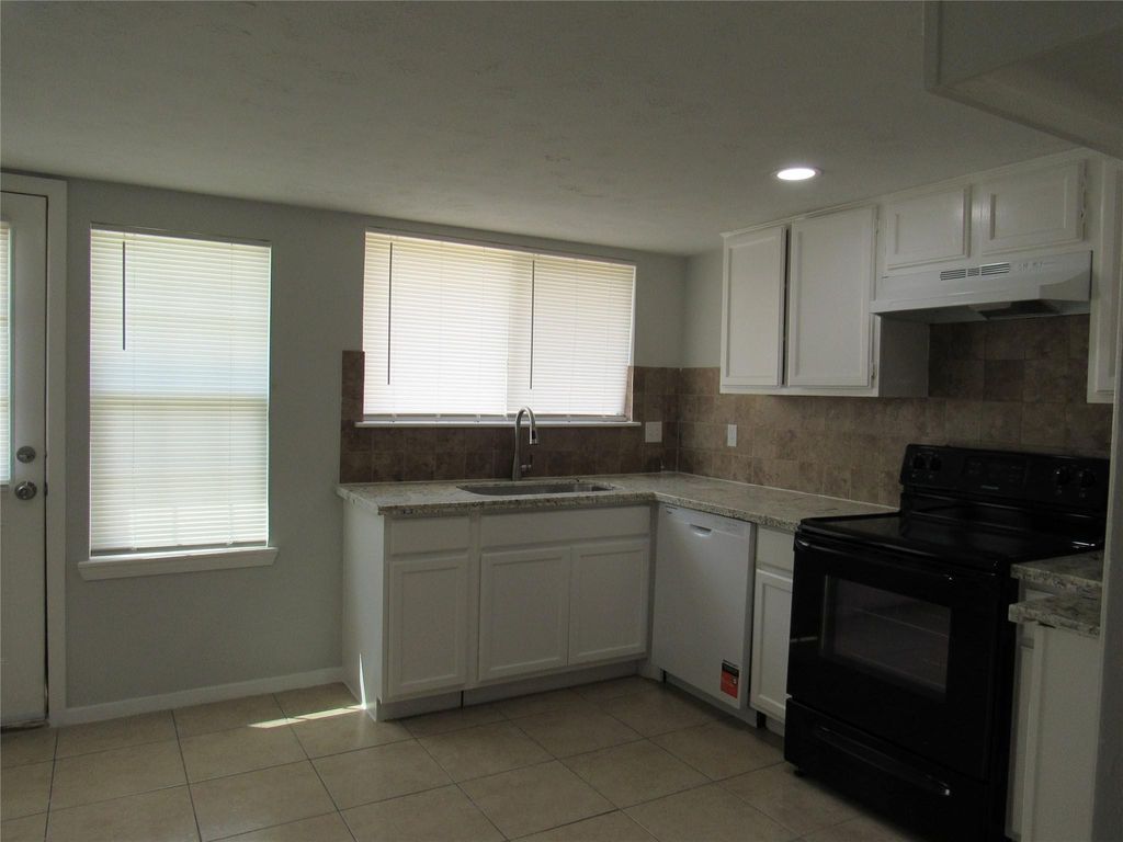 8619 Little River Road, Houston, TX 77064