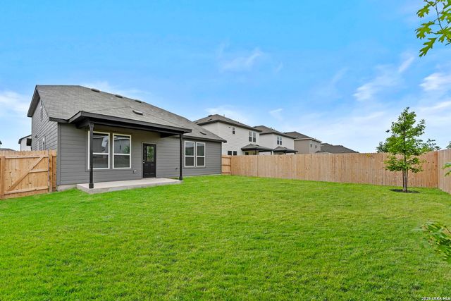 426 White Heron Way, Marion, TX 78124