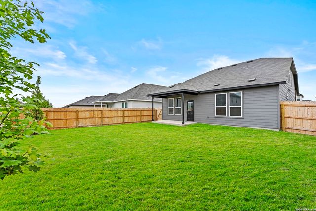 426 White Heron Way, Marion, TX 78124