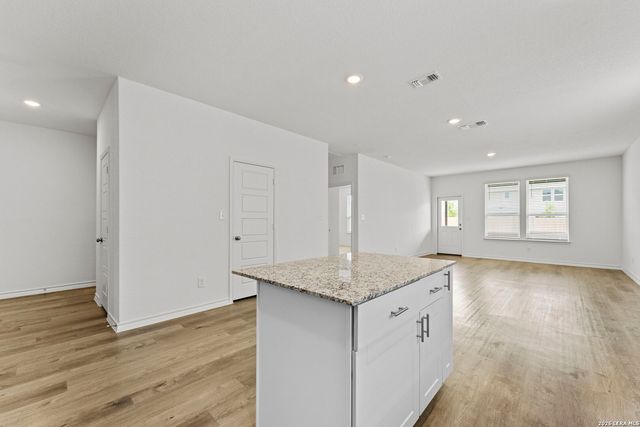 426 White Heron Way, Marion, TX 78124