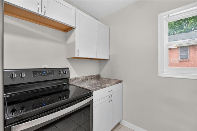 1121 Glendale Drive, East Point, GA 30344