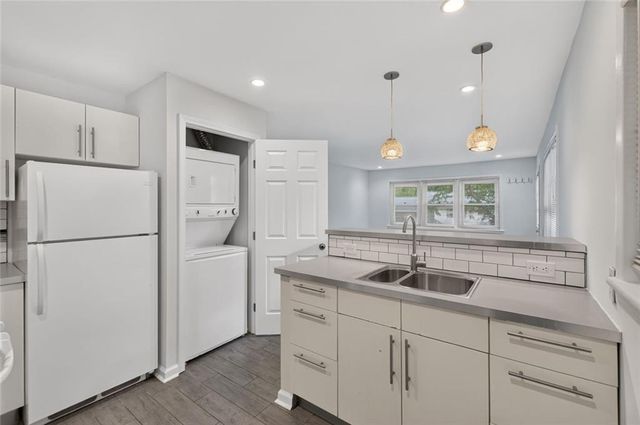 1121 Glendale Drive, East Point, GA 30344