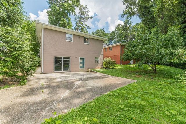 1121 Glendale Drive, East Point, GA 30344