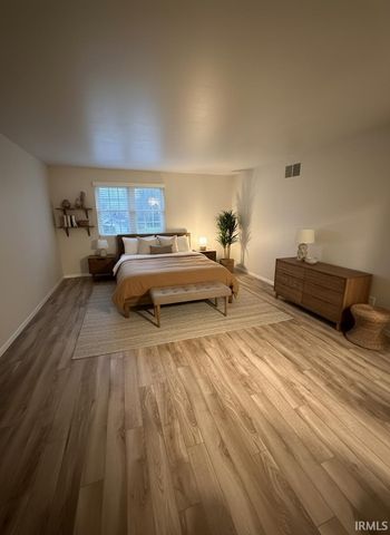 18193 Windmill Court, South Bend, IN 46637