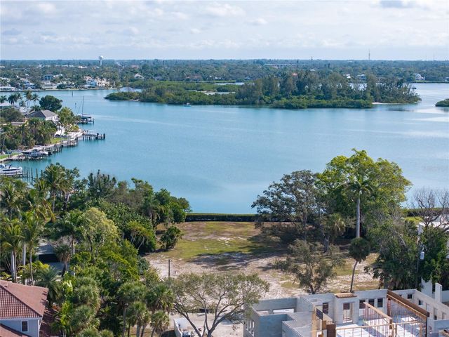 3821 FLAMINGO AVENUE, Sarasota, FL 34242