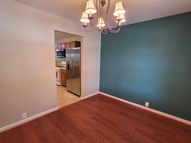 4702 Pin Oak Creek Lane, Kingwood, TX 77345