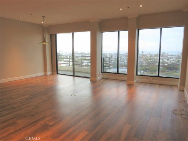 210 Lille Lane 208, Newport Beach, CA 92663