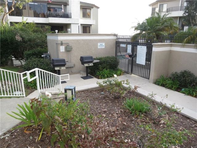 210 Lille Lane 208, Newport Beach, CA 92663