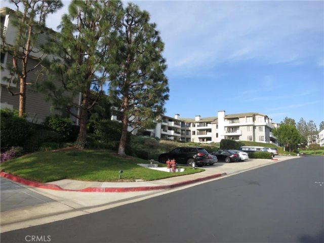 210 Lille Lane 208, Newport Beach, CA 92663