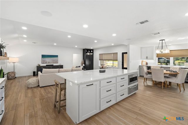 412 Marymont Dr, New Braunfels, TX 78130