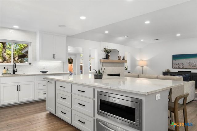 412 Marymont Dr, New Braunfels, TX 78130