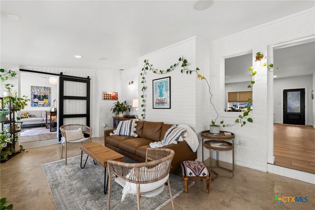 412 Marymont Dr, New Braunfels, TX 78130