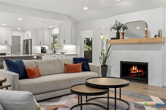 412 Marymont Dr, New Braunfels, TX 78130