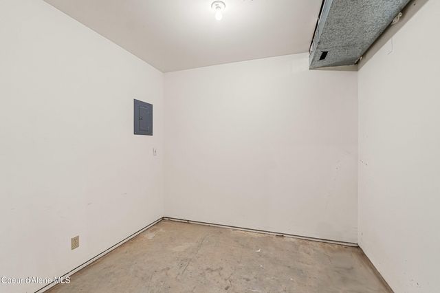 1702 Eastside Rd, Priest River, ID 83856